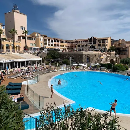 Club Multisports Inclus Piscine Chauffee Jusqu'au 02 Novembre,cap Esterel Tres Spacieux En Rez De Jardin Appartement