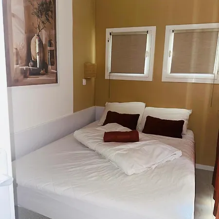 Cap Esterel Famille - Multisports- 4 Personnes En Rez De Jardin - Vue -terrasse -parking -